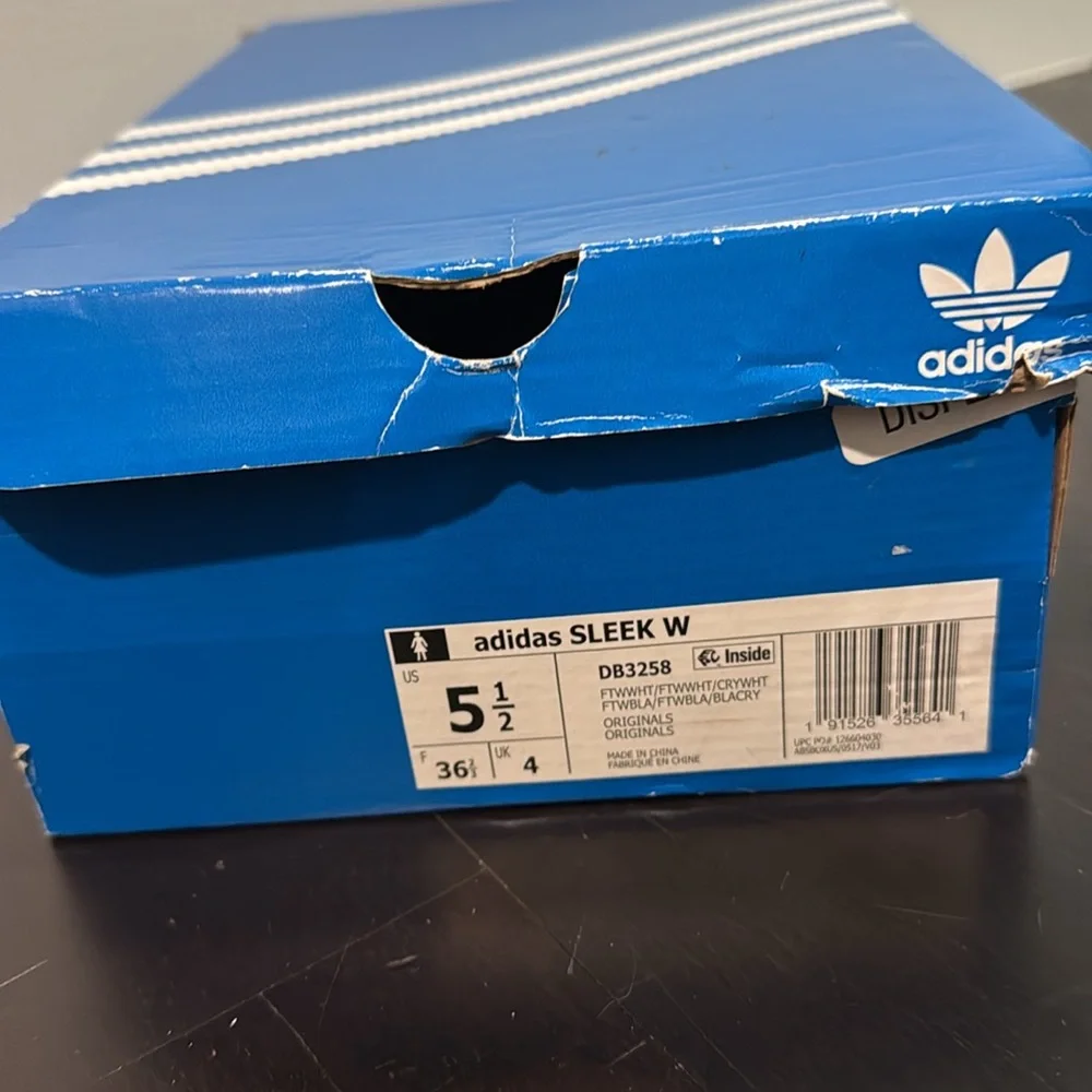 Adidas Sleek white leather sneakers
